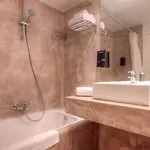 St Hotel 3*