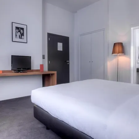 St Hotel Mons